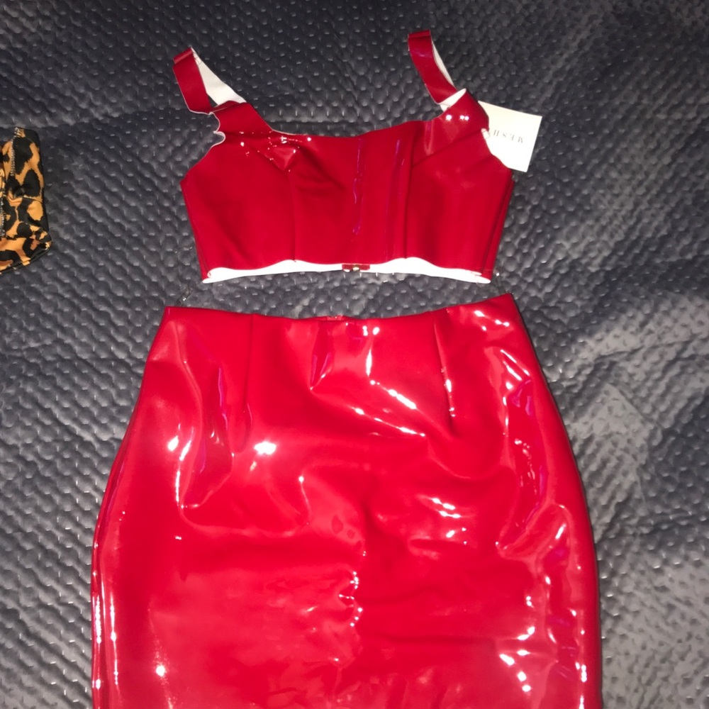 Two piece set